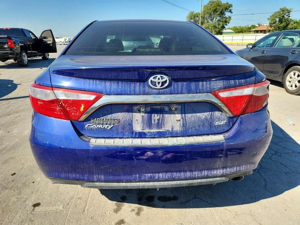 2016 TOYOTA CAMRY