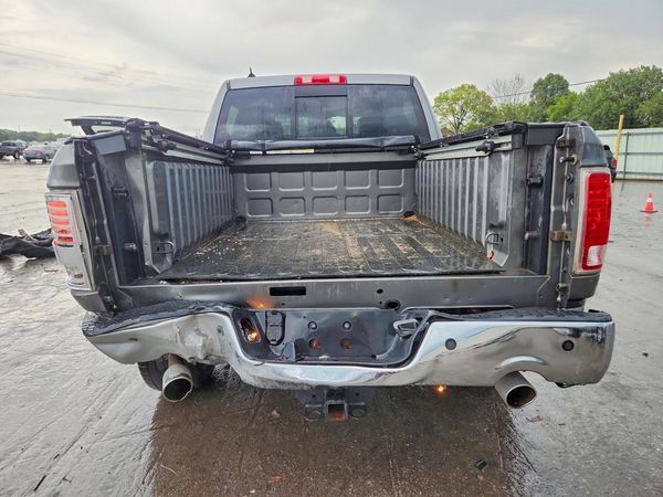 2013 RAM 1500 LARAMIE CREW CAB 4X4
