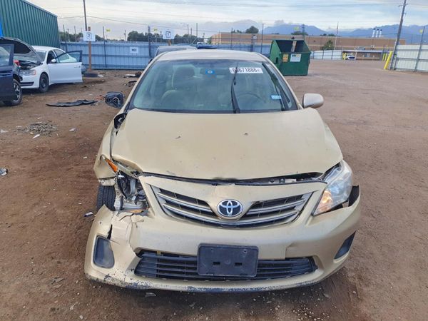 2013 TOYOTA COROLLA