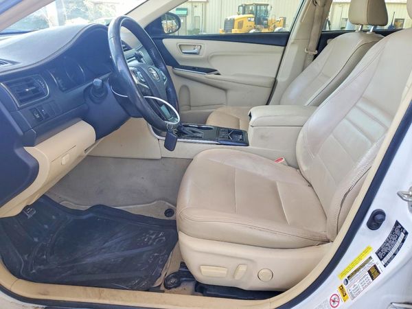 2017 TOYOTA CAMRY SOLA LE/SE/XLE Hybrid — DENT
