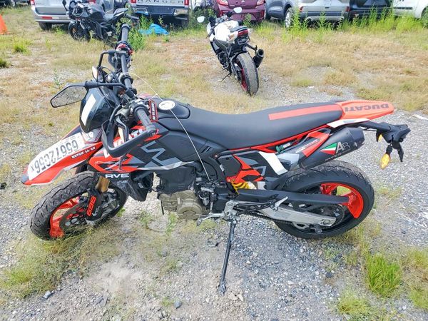 2025 DUCATI HYPERMOTARD