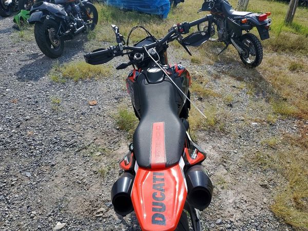 2025 DUCATI HYPERMOTARD