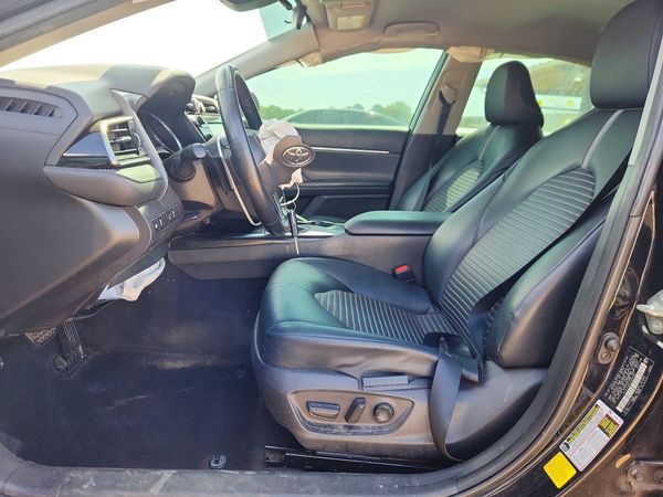 2020 TOYOTA CAMRY