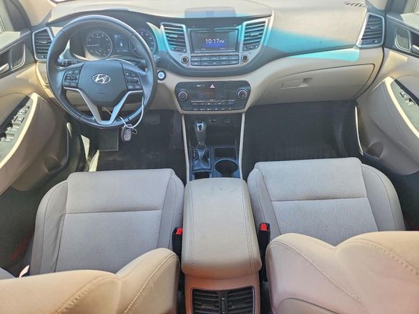 2017 HYUNDAI TUCSON