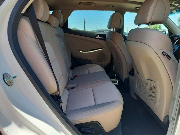 2017 HYUNDAI TUCSON