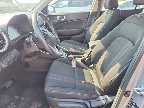 2025 HYUNDAI VENUE SEL, Limited
