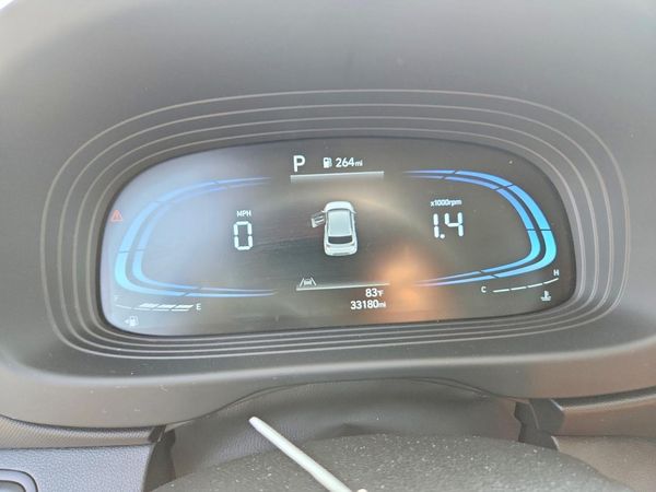 2025 HYUNDAI VENUE SEL, Limited