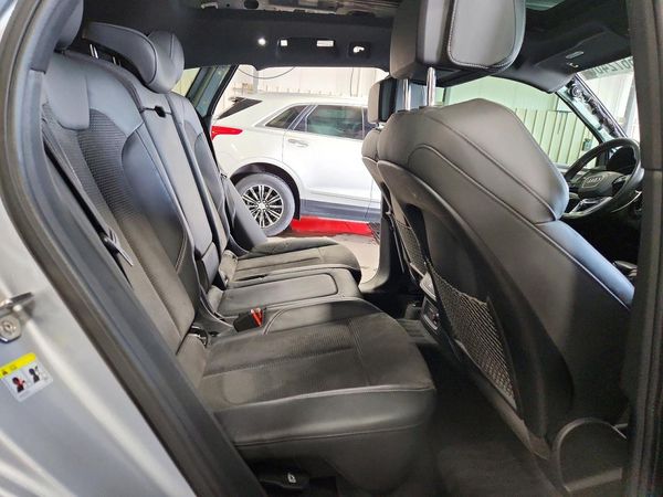 2020 AUDI SQ5 quattro Premium Plus