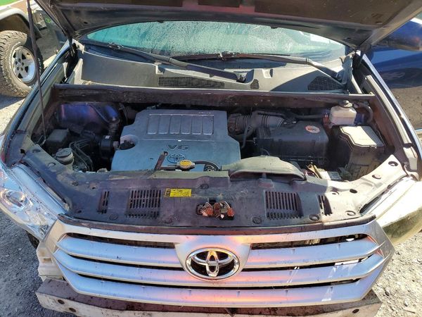 2013 TOYOTA HIGHLANDER Base/Hybrid
