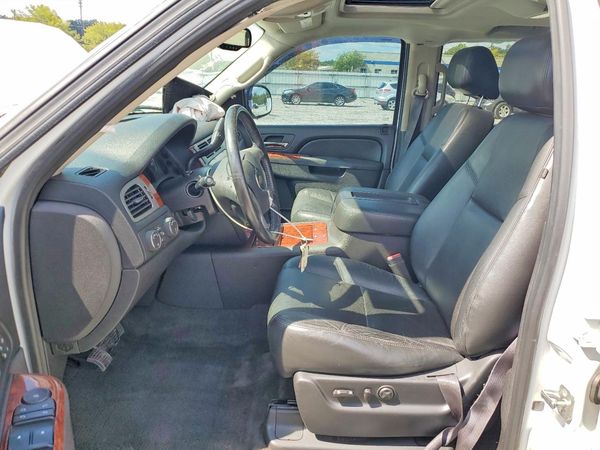 2013 CHEVROLET SUBURBAN LTZ
