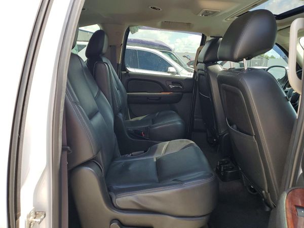 2013 CHEVROLET SUBURBAN LTZ