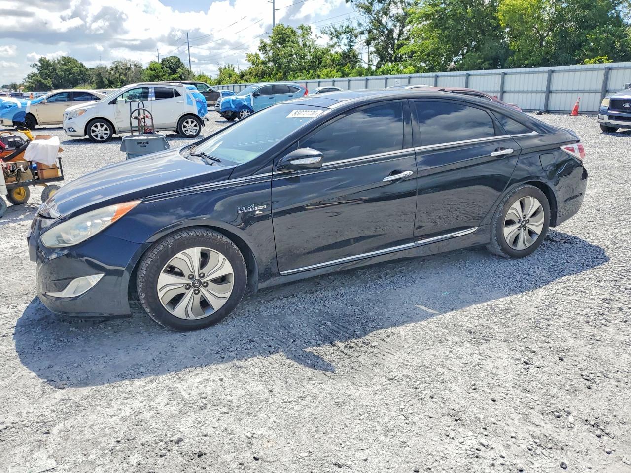 2014 HYUNDAI SONATA Hybrid/ Hybrid Limited — Front 3/4