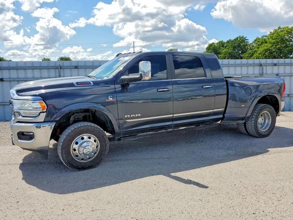 2022 RAM 3500 Limited