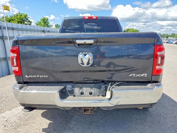 2022 RAM 3500 Limited