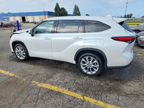 2023 TOYOTA HIGHLANDER