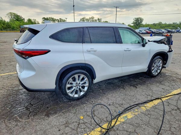 2023 TOYOTA HIGHLANDER
