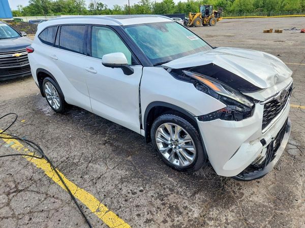 2023 TOYOTA HIGHLANDER