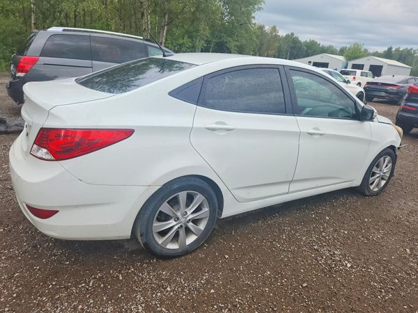 2013 HYUNDAI ACCENT