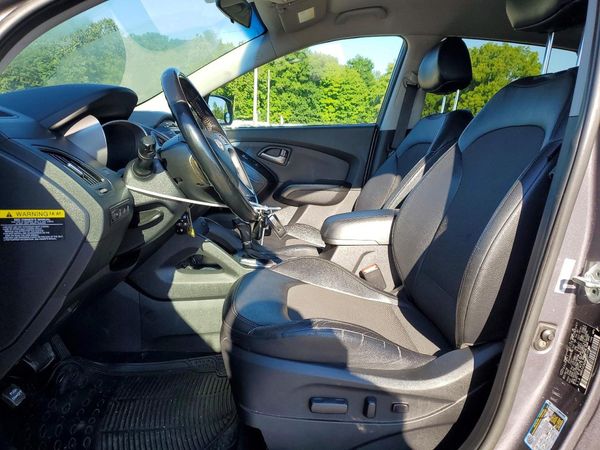2015 HYUNDAI TUCSON GLS (Middle)