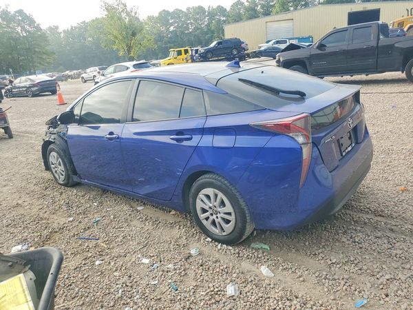 2016 TOYOTA PRIUS