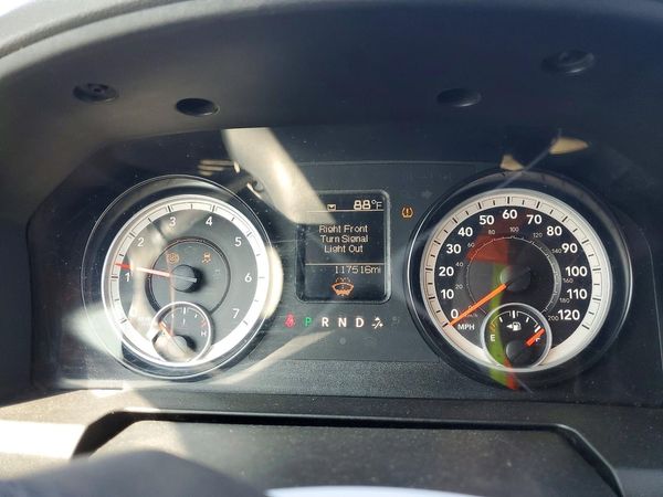 2014 RAM 1500 ST