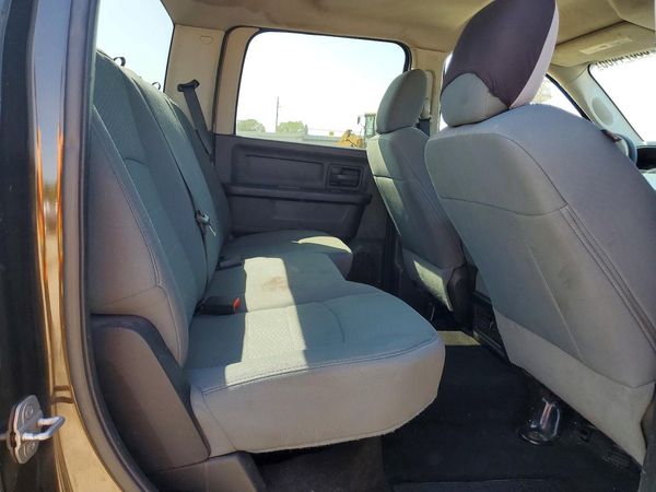 2014 RAM 1500 ST