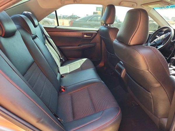 2015 TOYOTA CAMRY