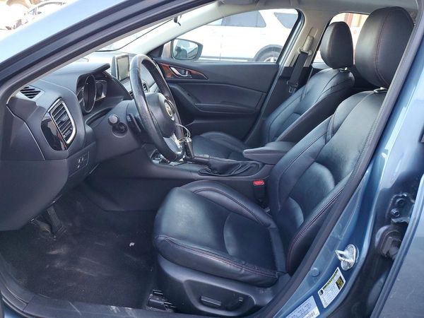 2015 MAZDA 3 Touring/GS