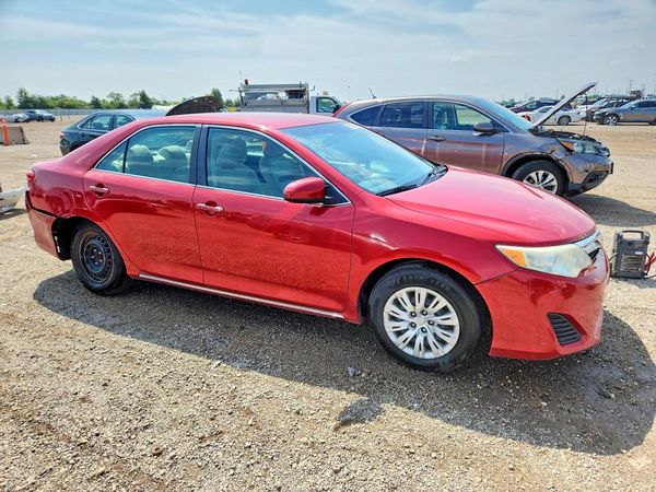 2013 TOYOTA CAMRY
