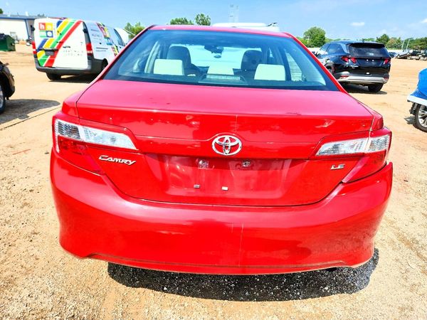 2013 TOYOTA CAMRY