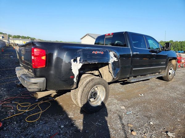 2017 CHEVROLET SILVERADO LTZ — PSRA