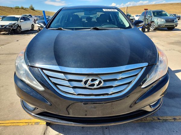 2012 HYUNDAI SONATA Middle level