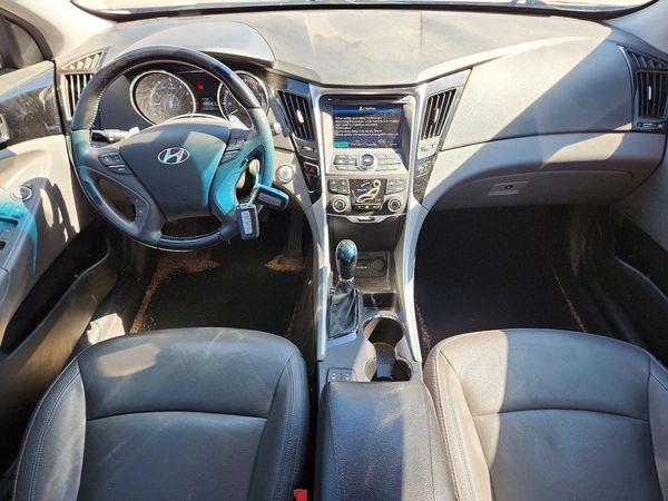 2012 HYUNDAI SONATA Middle level