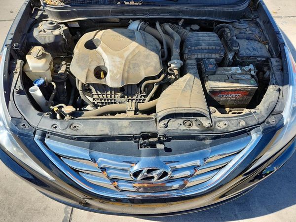 2012 HYUNDAI SONATA Middle level