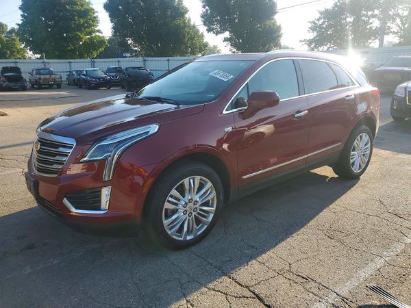 2017 CADILLAC XT5
