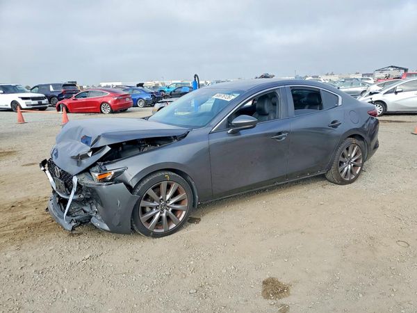 2019 MAZDA 3