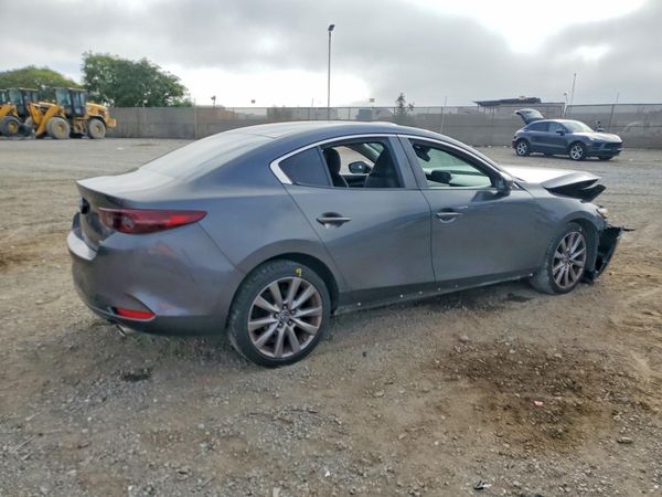 2019 MAZDA 3
