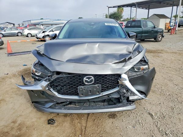 2019 MAZDA 3