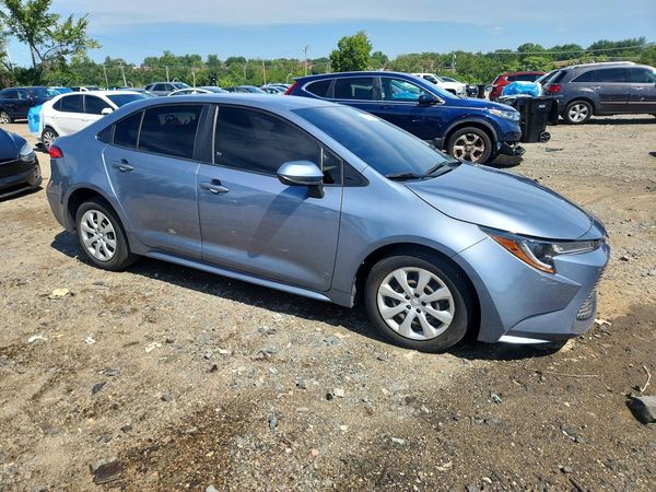 2022 TOYOTA COROLLA