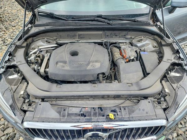 2018 VOLVO XC60 Inscription