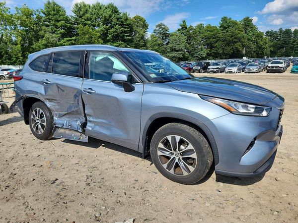 2020 TOYOTA HIGHLANDER