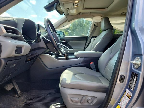 2020 TOYOTA HIGHLANDER