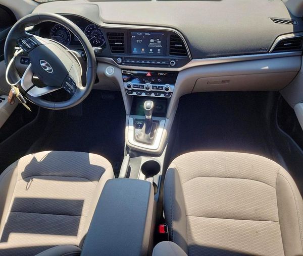 2020 HYUNDAI ELANTRA