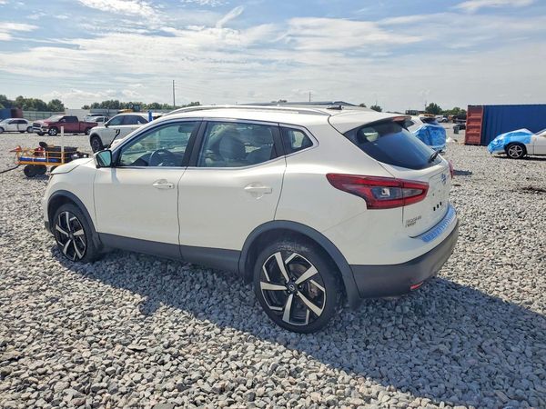 2022 NISSAN ROGUE SPORT SL