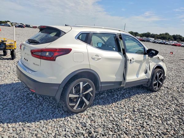2022 NISSAN ROGUE SPORT SL