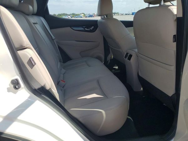 2022 NISSAN ROGUE SPORT SL