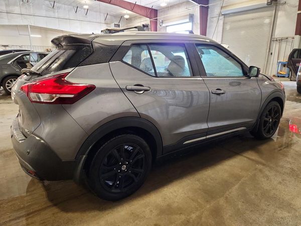 2020 NISSAN KICKS