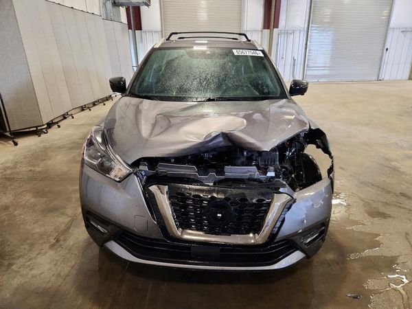 2020 NISSAN KICKS