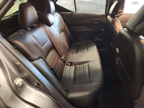 2020 NISSAN KICKS