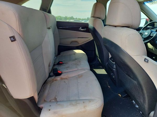 2017 KIA SORENTO